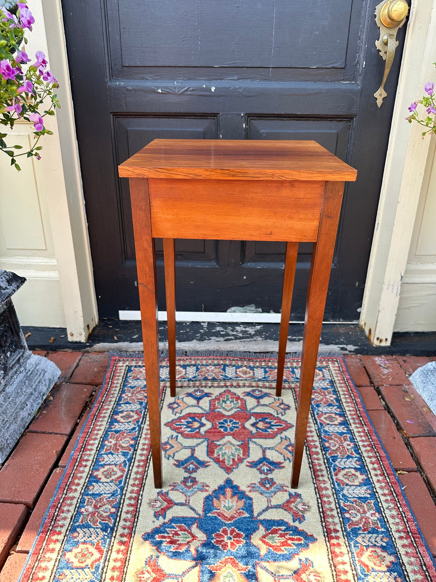 One Drawer Rosewood Hepplewhite Stand